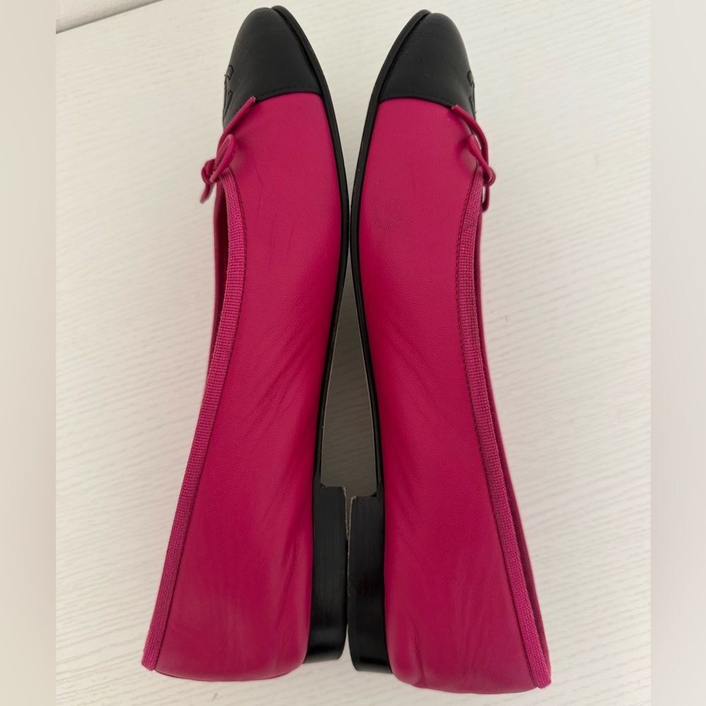Chanel Hot Pink & Black Leather CC Bow Ballet Flats Size 40.5 Authentic Shoes - Picture 6 of 9